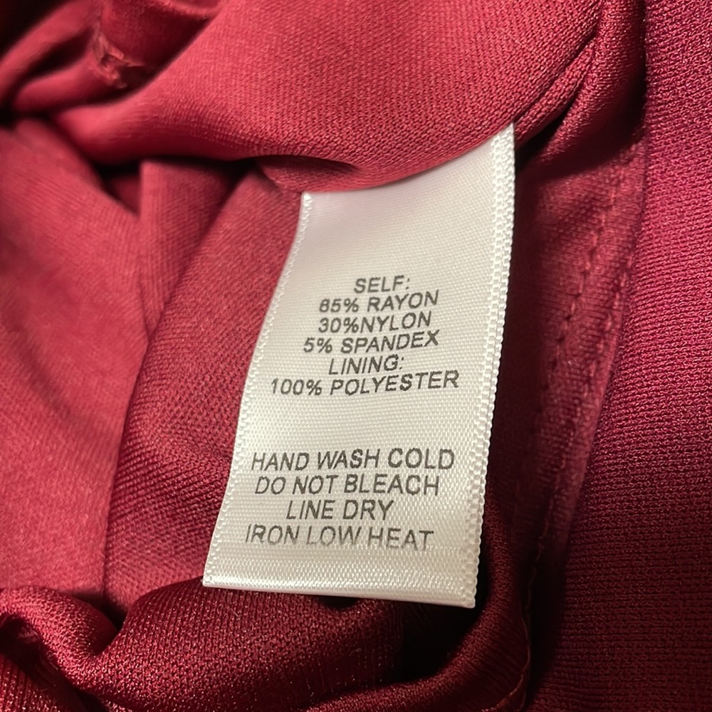 Lulu’s Strapless Dress - Picture 5 of 5